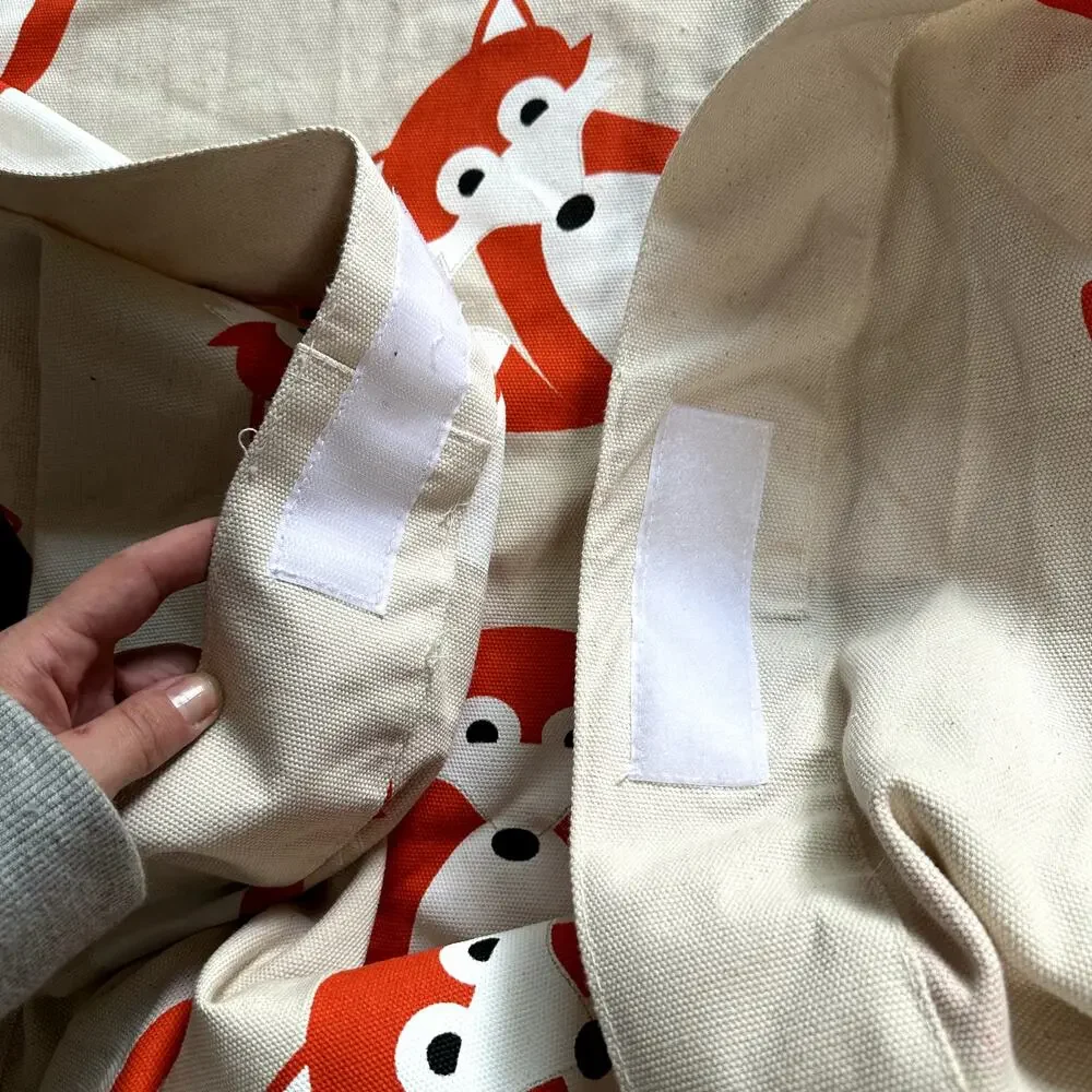 3 Sprouts Convertible Toy Storage Bag and Portable Play Mat, Orange Fox Pattern